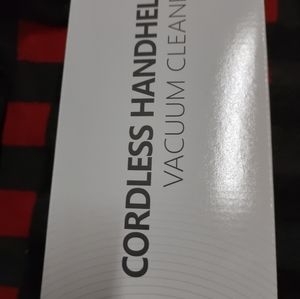 Cordless handheld vacuum